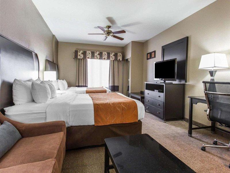 Comfort Suites Bakersfield Buitenkant foto