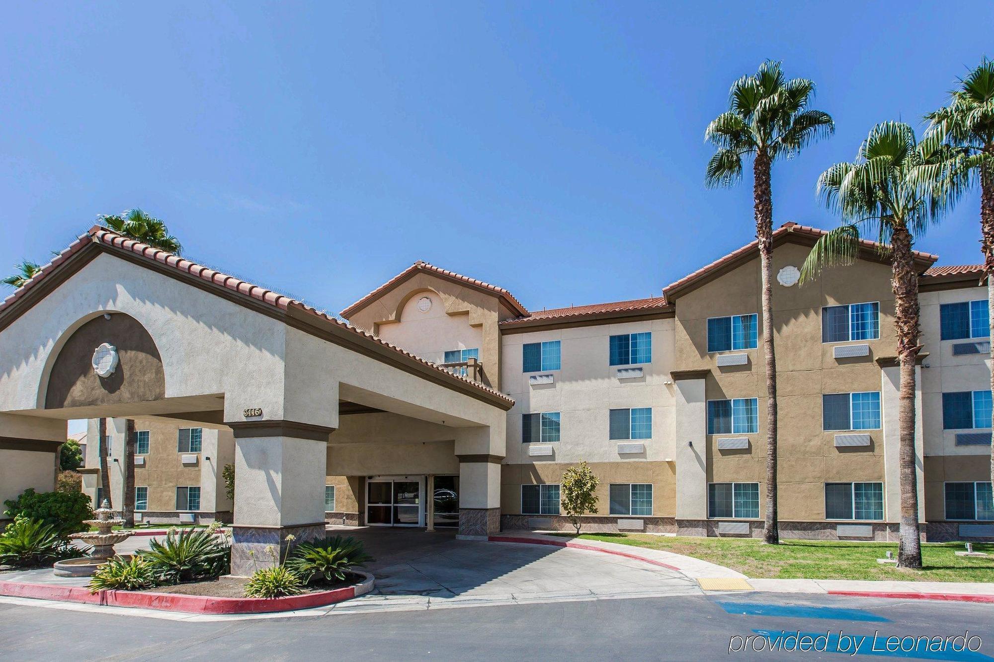Comfort Suites Bakersfield Buitenkant foto
