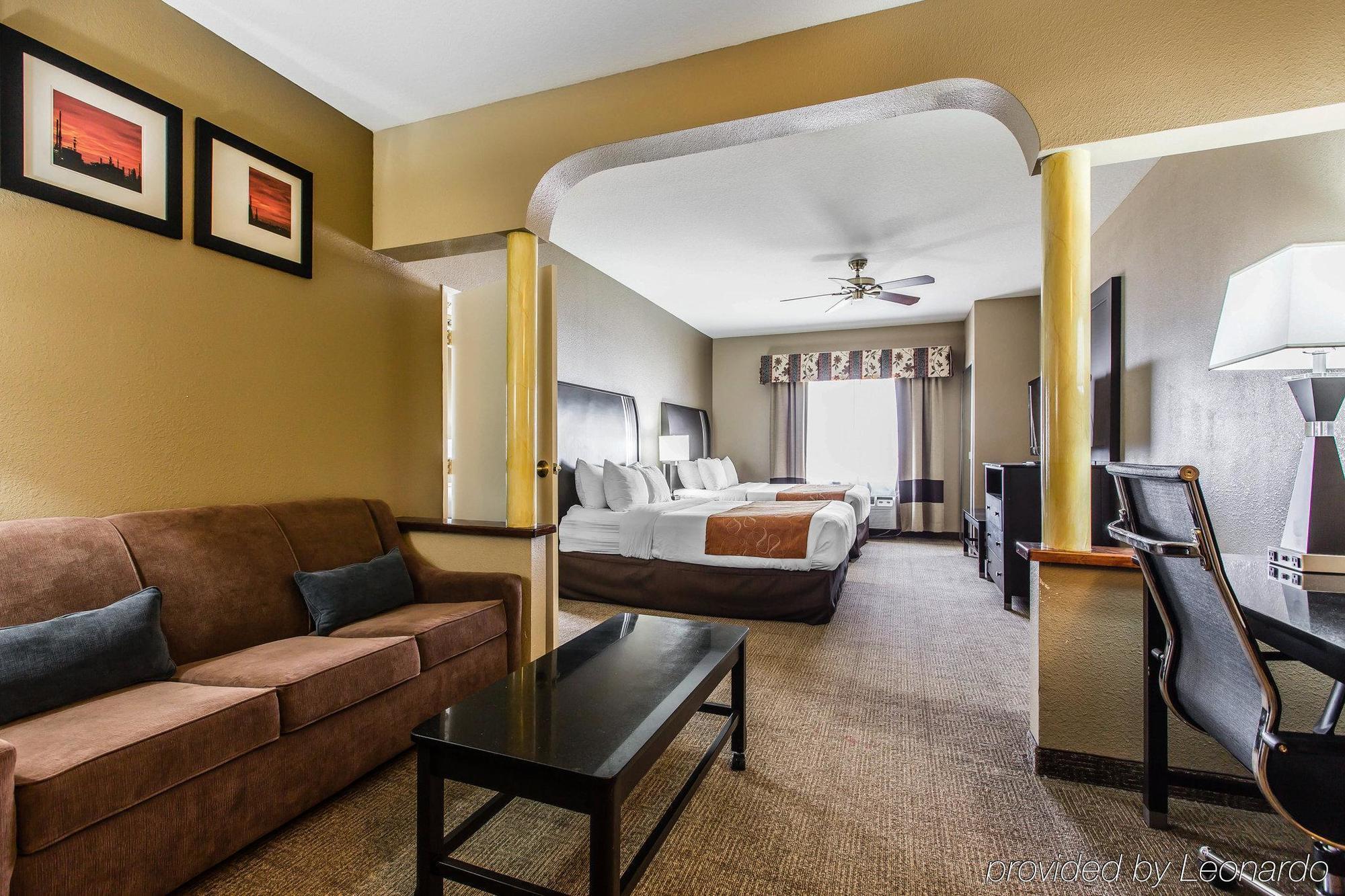 Comfort Suites Bakersfield Buitenkant foto